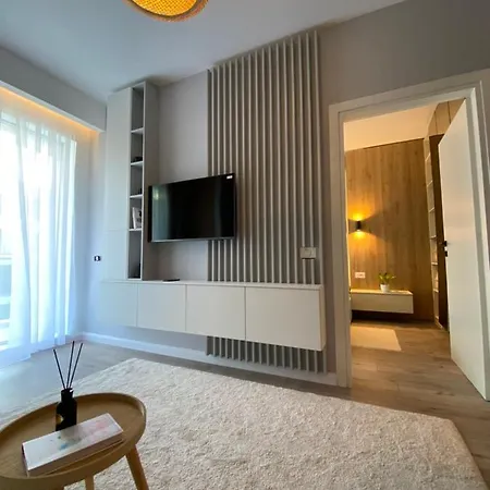 Apartment House Of Wave *